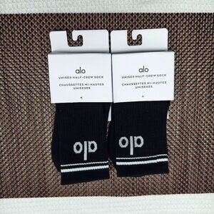 🔥NWT🔥ALO Yoga Women’s Grip Socks 2-Pack | Yoga/Pilates